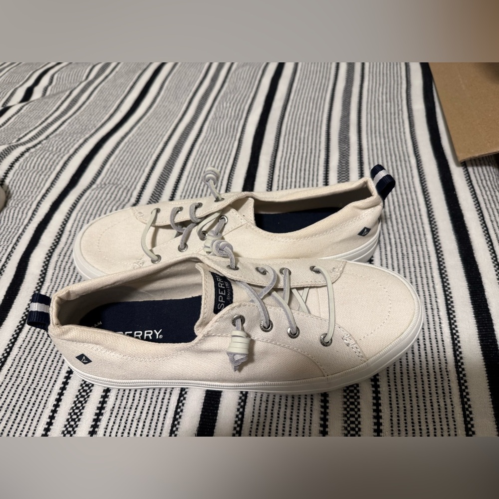 Sperry White Canvas Sneakers Size 9.5 | New Without Tags | Lace-Up